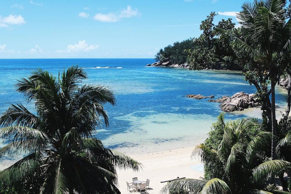 Hotels in Seychelles - Find Cheap Seychelles Hotels with momondo