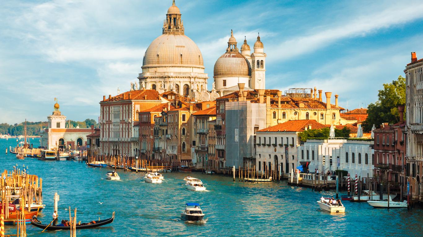 Flights to Venice Marco Polo Airport