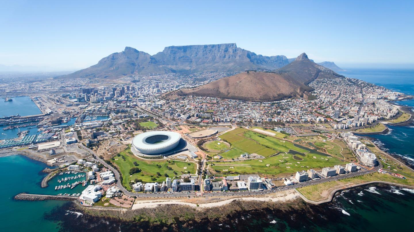 Cheap Flights to Cape Town from R806 in 2024 momondo