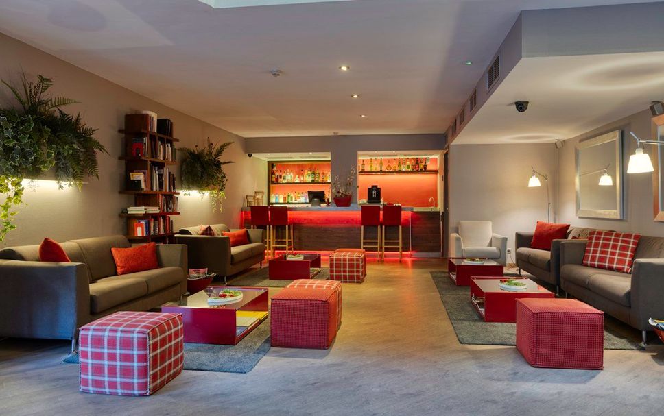 Lounge Photo