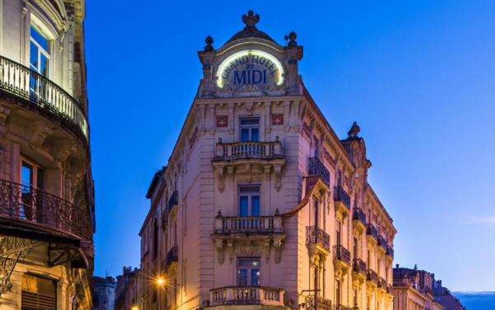 Building Photo