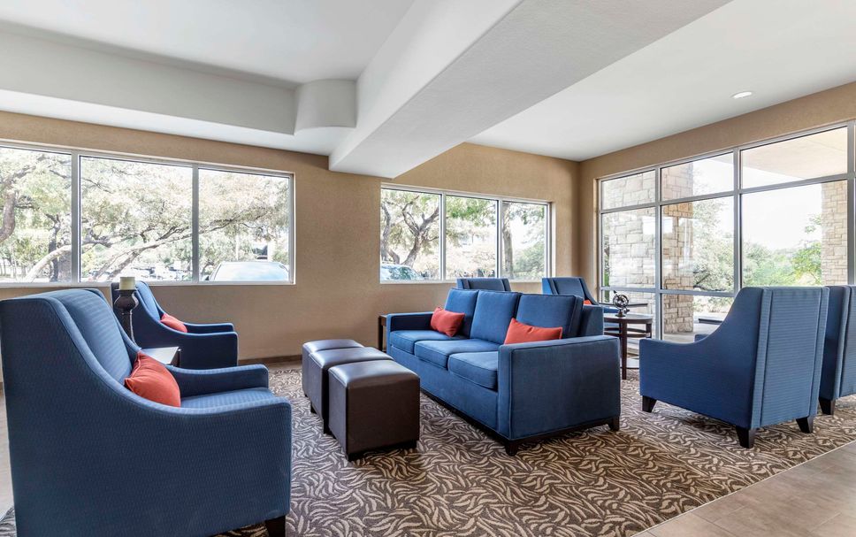 Lounge Photo