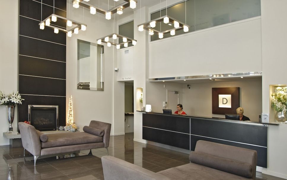 Front desk Photo
