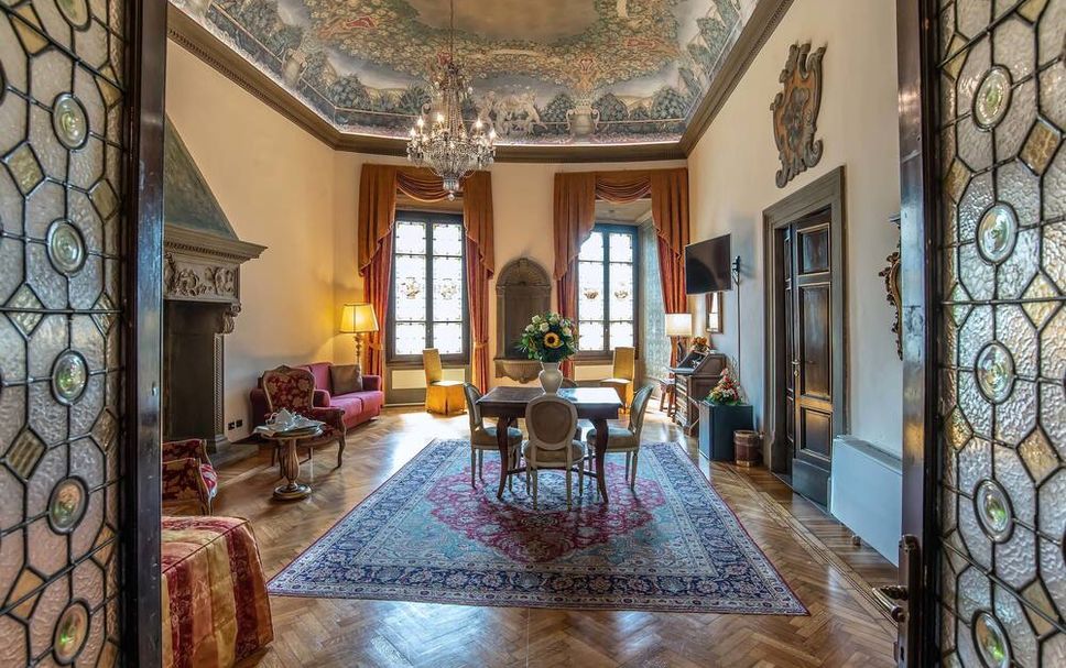 Dining room Photo