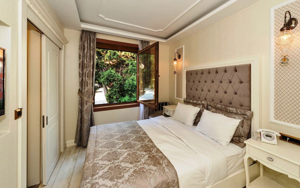 Bedroom Photo