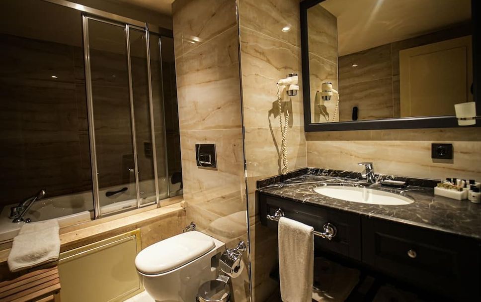 Bathroom Photo