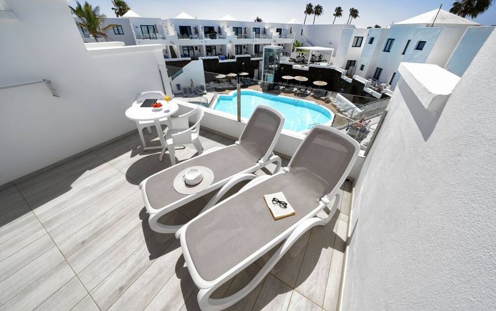 Balcony Photo