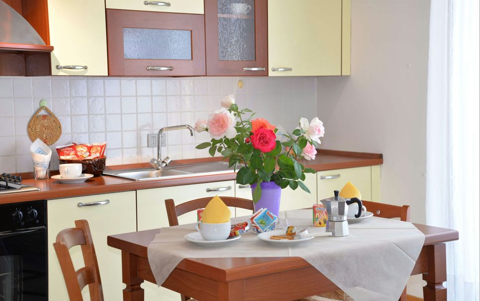 Dining room Photo