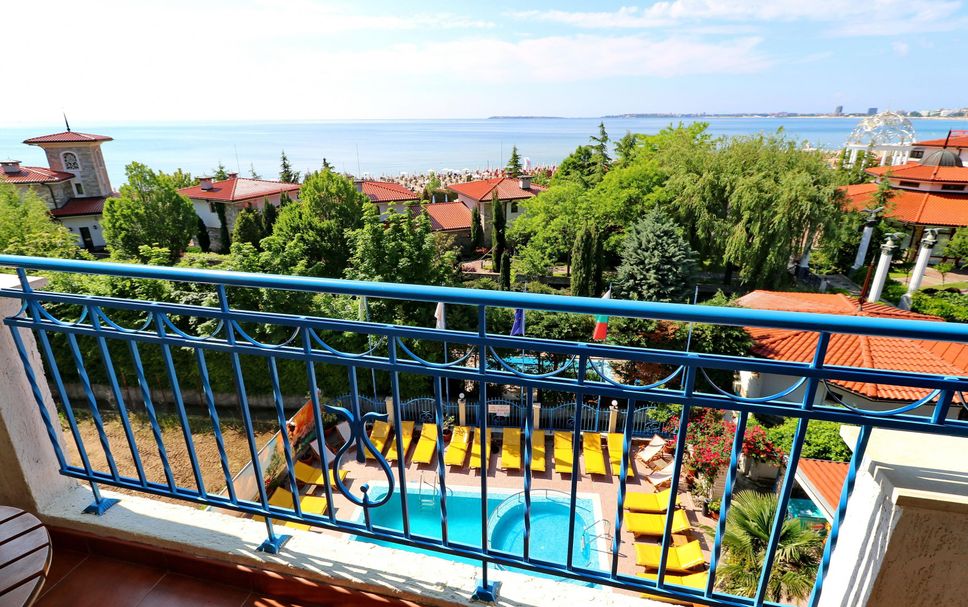 Balcony Photo