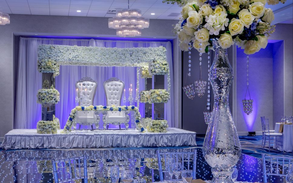 Banquet hall Photo