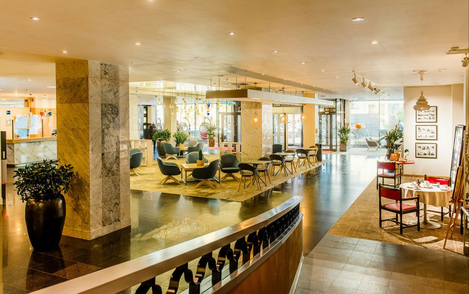 Lobby Photo