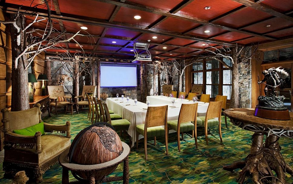 Restaurant Photo