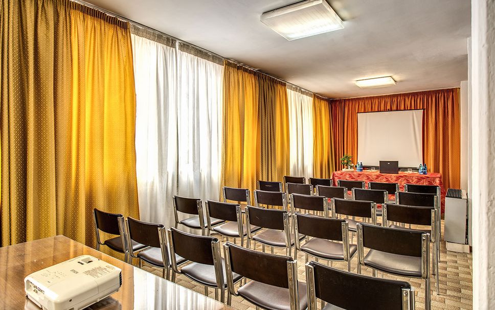 Conference room Photo